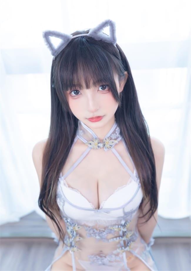 神楽坂真冬 – NO.117 羞涩喵喵[75P-157MB]