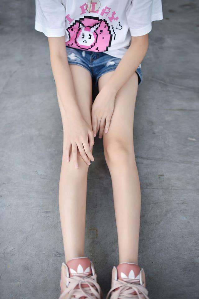 风之领域 – NO.100 眼镜妹妹超短牛仔美腿[45P243M]