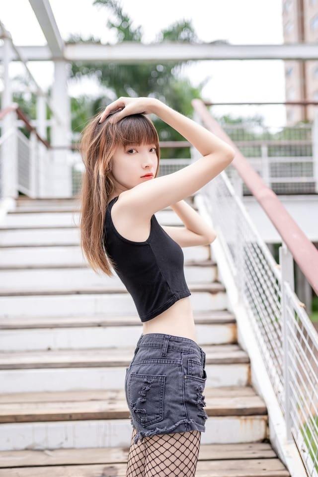 风之领域 – NO.094 超短牛仔短裤黑网袜[50P280M]