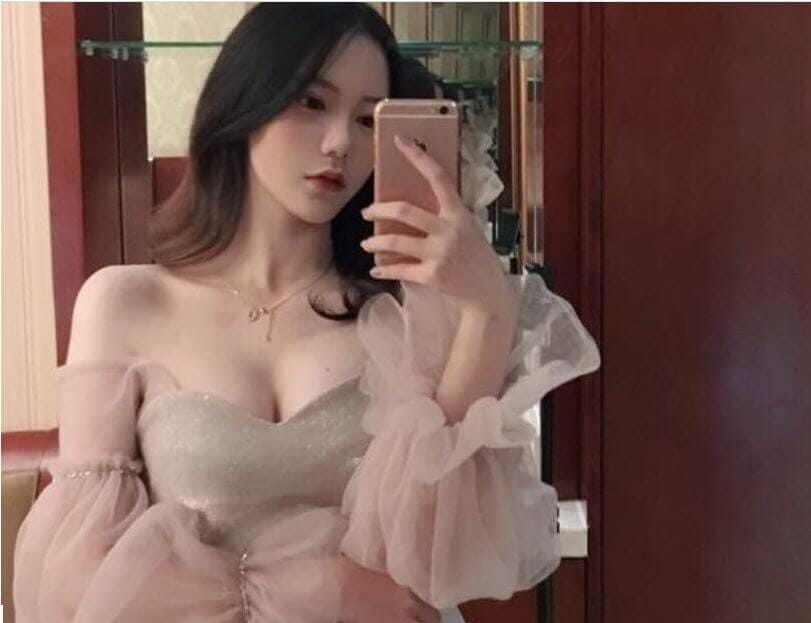 快点亲亲我吖和魔法秋秋是同一个人,你知道吗-1 快点亲亲我吖和魔法秋秋是同一个人,你知道吗