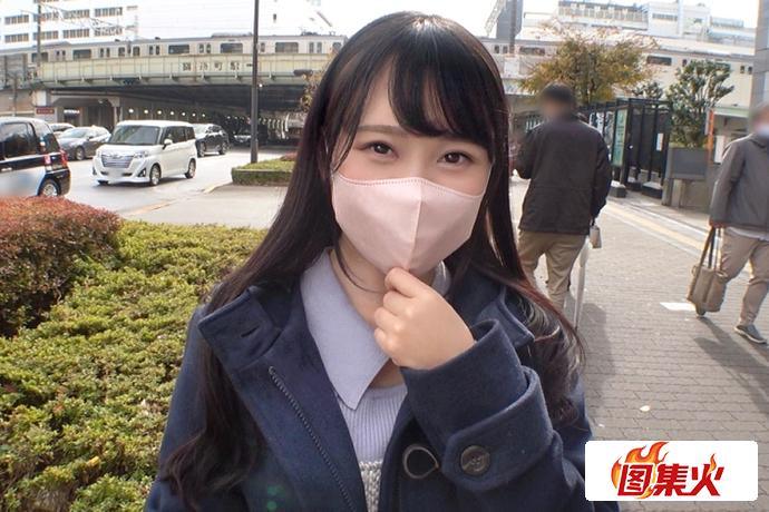 被健身私教弄了好几次的视频 激荡的瑜伽教练却说你看你的水喷的到处都是若