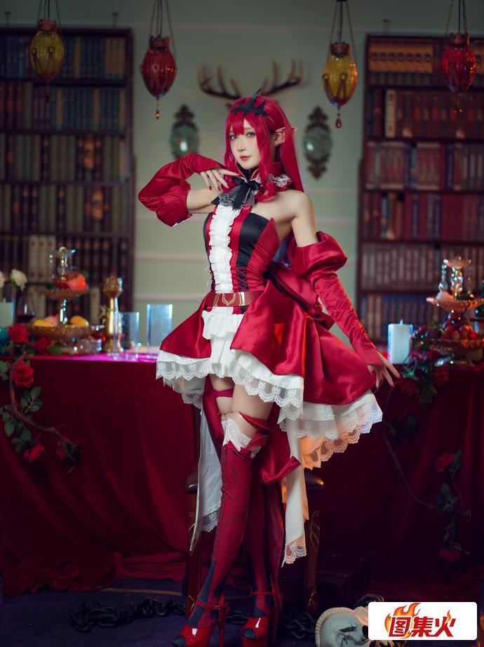 异域风情阿包也是兔娘cos作品梦梦舞娘有没有创可贴道具呢？