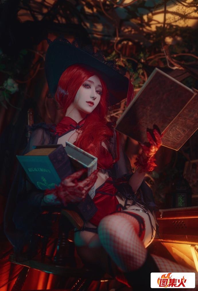 tgdvl 动漫博主南桃momoko是不是被胡狼与宝藏中绝美气质所折服呢?