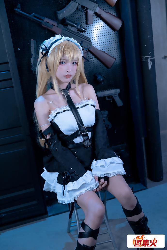 捂脸观看！美艳清水由乃抹油把靡烟旗袍穿出了比基尼的视觉