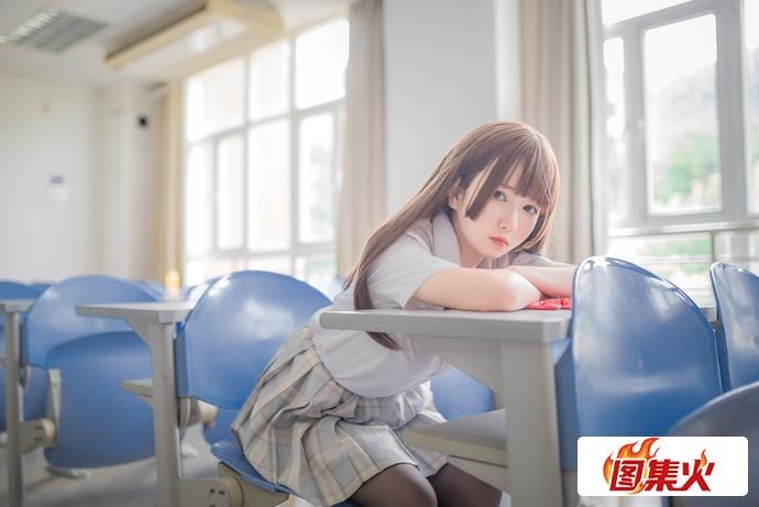 vy0c1 超吸睛!白金saki校园水手服勾引起学生时期的美好时光