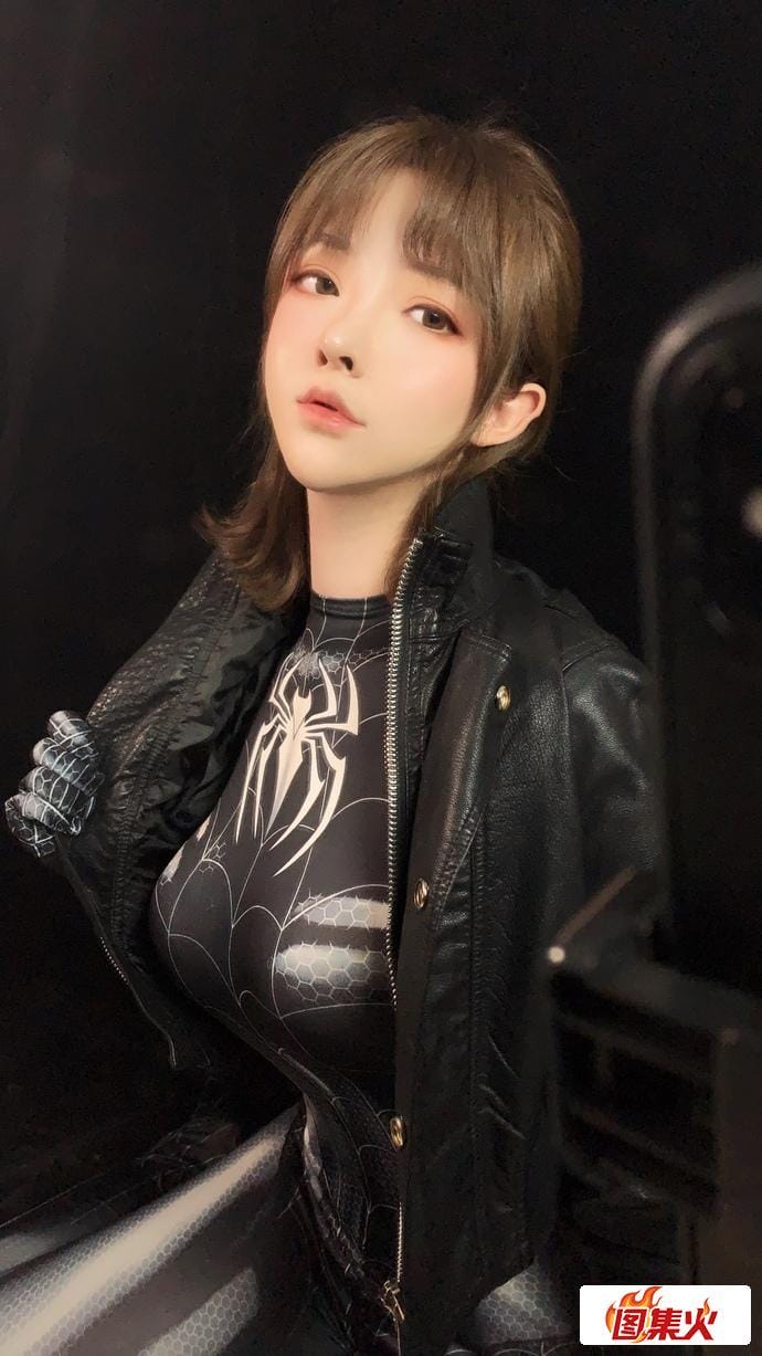 rjoad 妩媚黑色魅力!一小央泽黑猫巧克力派神秘中透露着诱惑