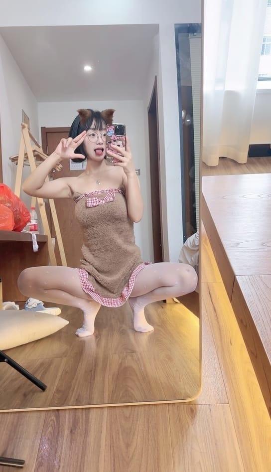 [微密圈]胜利的小生活 –女仆猫 [6P1V-30M]