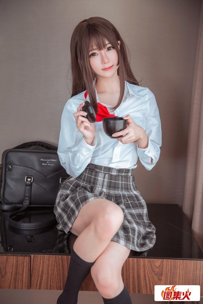 199pg 马来西亚cos女神Sally Dorasnow 超燃cos娘引爆你的二次元激情!