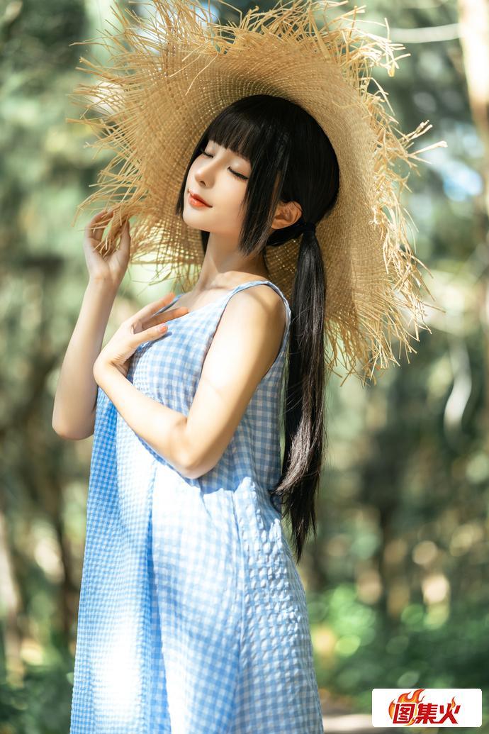 j6jno 萌翻次元!蠢沫沫健身环、黄豆粉、创可贴,这是个什么样的女神?