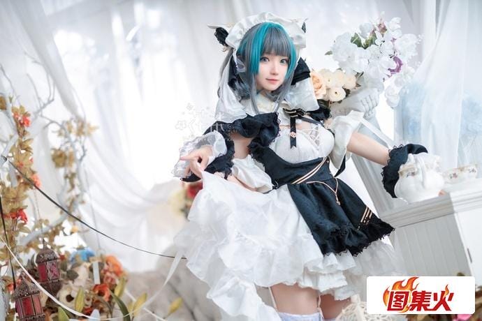 pa5qf 傲娇蠢萌花柒Hana怎么了?柴郡旗袍诠释东西方文化的碰撞