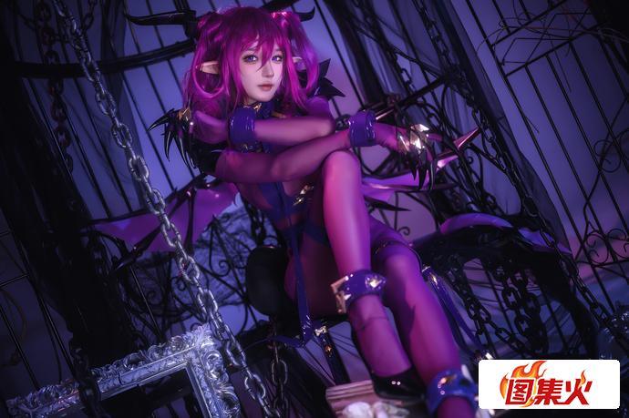 vi1gg 阿包也是兔娘私人订制多少钱?创可贴道具在哪部cos图集中出现过?