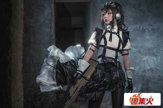 yljtd 激情Cosplay爆机少女喵小吉 用独特惊艳的角度征服男粉的女菩萨