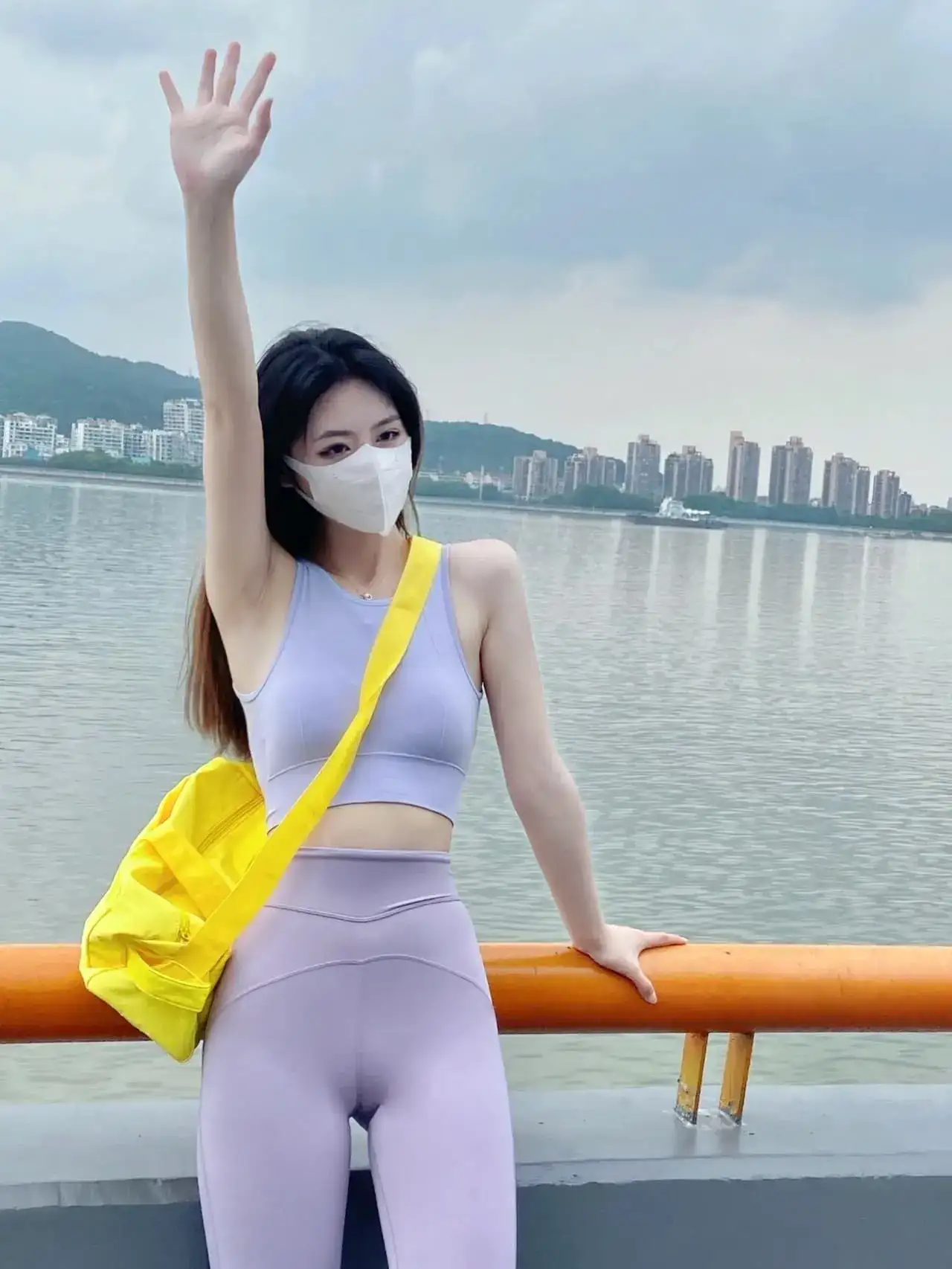 练瑜伽了一道缝什么梗,有缝必火瑜伽锻炼图片-7 练瑜伽了一道缝什么梗,有缝必火瑜伽锻炼图片