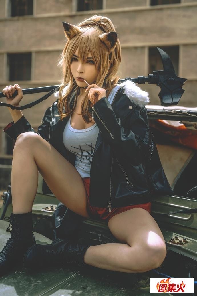 秋和柯基cos图集作品收藏指南，大胆突出的美丽！颜值身材双赢！