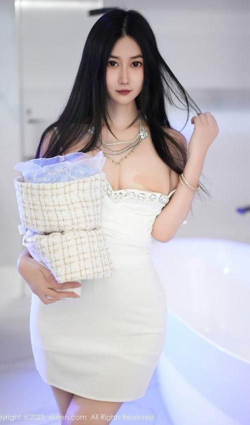 [XiuRen秀人网] 2023.09.27 No.7447 laura阿姣 丰腴美腿[78P/659MB]