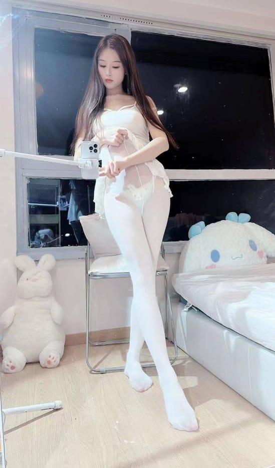 [微密圈]小萌子 –一字马挑战[57P-54M]