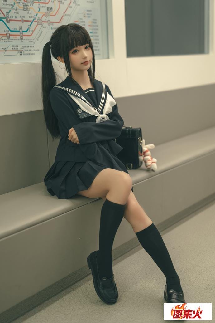 92b6b 宅男沦陷!蠢沫沫的创可贴cos,从地铁任务到健身环到底有多绝?