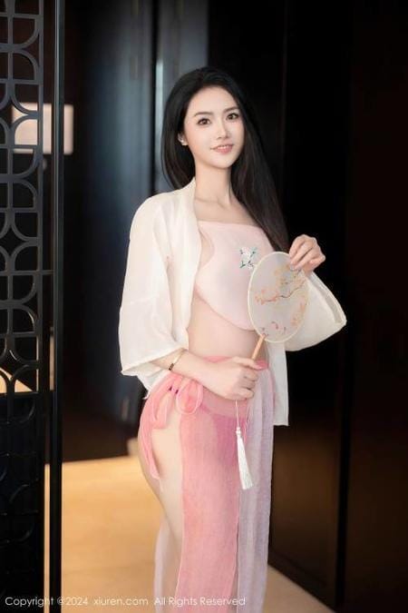 [Xiuren秀人网]2024.12.03 NO.9542 方子萱[77+1P/601MB]