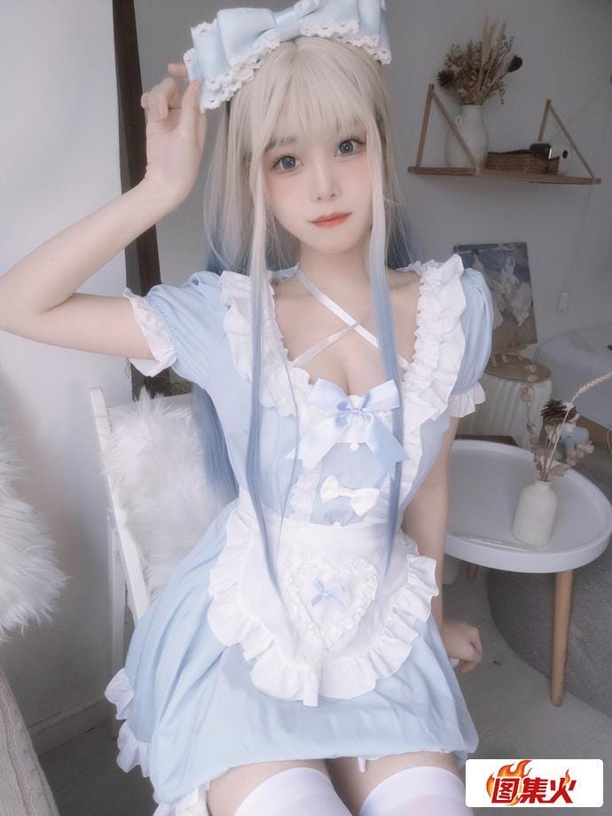 兽耳娘蜜汁猫裘最新cos作品碧蓝航线天城，优雅气质撩翻全网！