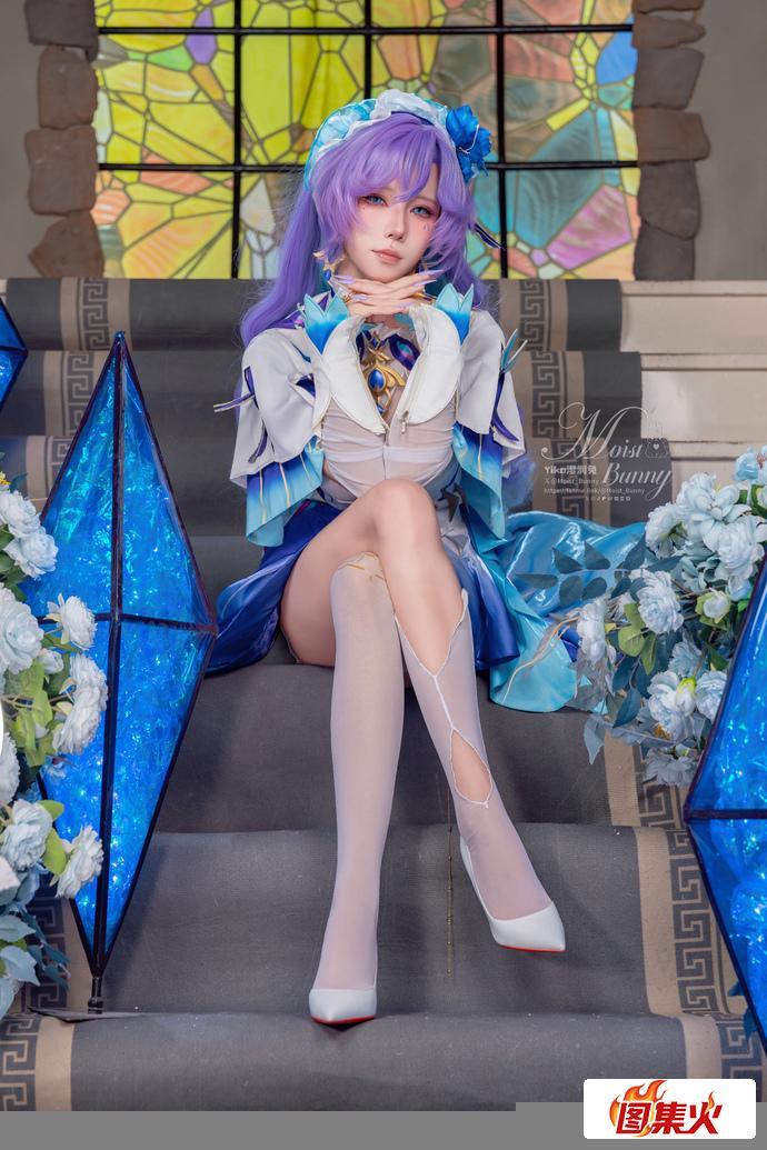 咬一口兔娘ovo鸣潮坎特蕾拉 仿佛游戏里走出来的妹子 咬一口兔娘ovo鸣潮坎特蕾拉 仿佛游戏里走出来的妹子