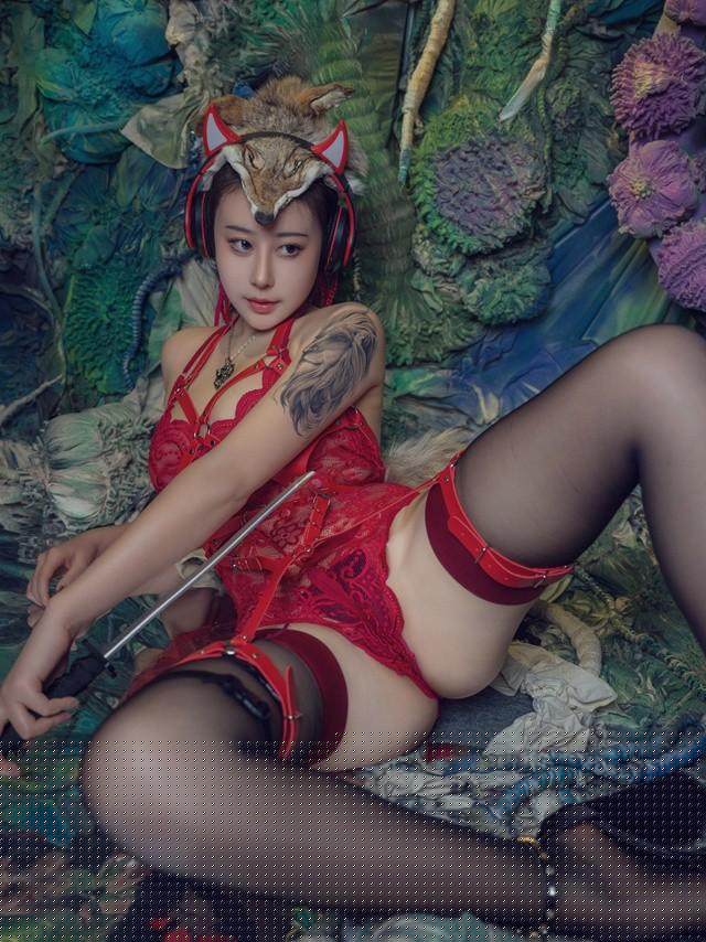 奈汐酱nice – NO.096 猎狼女 [47P1V-993MB]