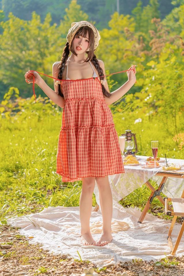 咬一口兔娘(yiko湿润兔) – 『绿野茶会』Lovesick girls [69P1V 1.35GB]