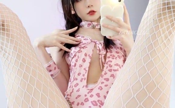 迷之呆梨(发条少女) 2023 5月fantia会员订阅合集（8套）[150P1V-262MB]