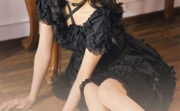 [YALAYI雅拉伊]2022.11.26 NO.988 小妖精[39+1P／619MB]