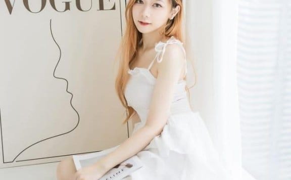 [YALAYI雅拉伊]2022.12.03 NO.989 白衣丽人 夜夜[44+1P／267MB]