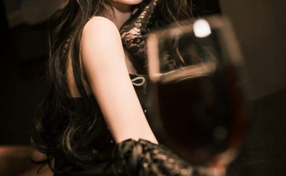 [YALAYI雅拉伊]2022.11.22 NO.987 一丝忧郁 小亭[45+1P／524MB]