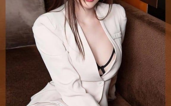 [爱尤物]2022 NO.2410 吴雪瑶 光阴的故事[35P／87.5MB]