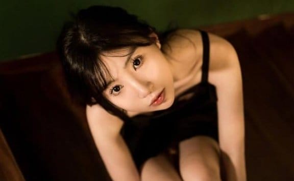 [YALAYI雅拉伊]2022.08.08 NO.962 看着我的眼睛 小乔[45+1P／530MB]