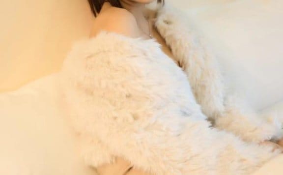 [YALAYI雅拉伊]2022.12.30 NO.1000 慵懒的女人 悦儿[47+1P／549MB]