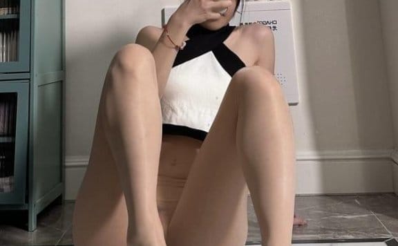 [微密圈]陈妮妮 –美足艺术 [51P-143M]