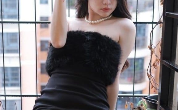 [微密圈]SIA不吃鱼 –虾线黑丝 [51P-367M]