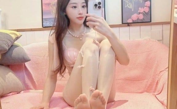 [微密圈]小萌子 – 粉色[29P-36M]