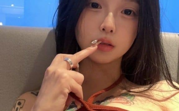 [微密圈]卡通百科老王 – 小妈等你 [27P-14M]