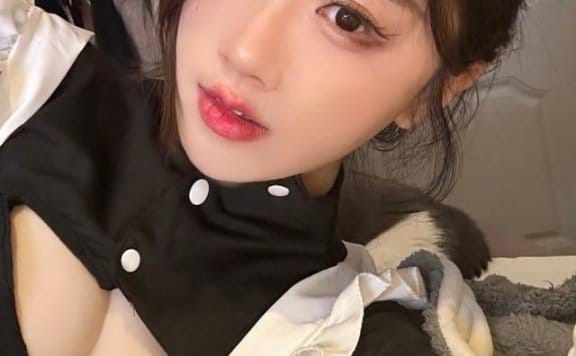 [微密圈]轩子巨二兔 – 女仆装[15P-30M]