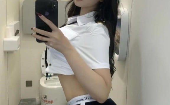 [微密圈]鹅鹅 – 空姐系列[5P7V-76MB]