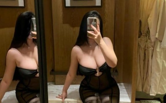 [微密圈]玫玫mm – 黑丝超透纱裙[6P2V – 24MB]