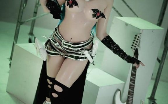 ZinieQ – Vocaloid Calne Ca[41P-7V-571.4M]