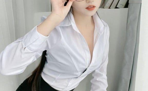 不呆猫 – NO.064 黑丝包臀OL [24P5V-908MB]